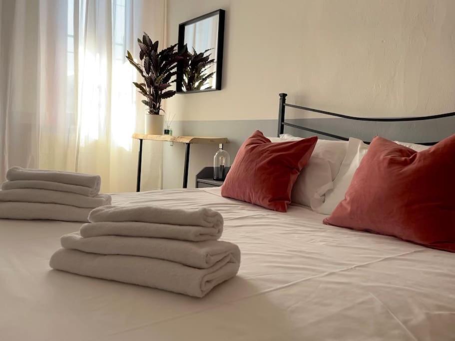 2-Bedroom Flat In The Heart Of Bergamo City Centre Eksteriør billede